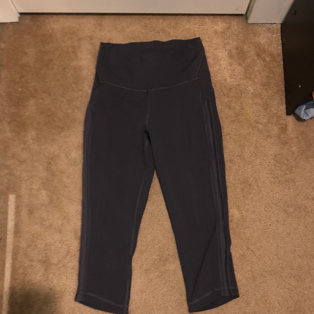 Lululemon crop leggings